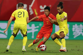 由安东尼和