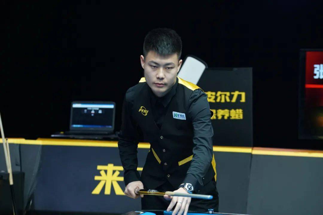 革的十字路 革的十字路